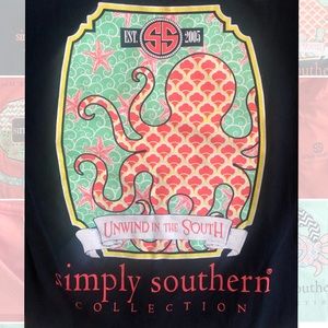 SIMPLY SOUTHERN size M Tee
